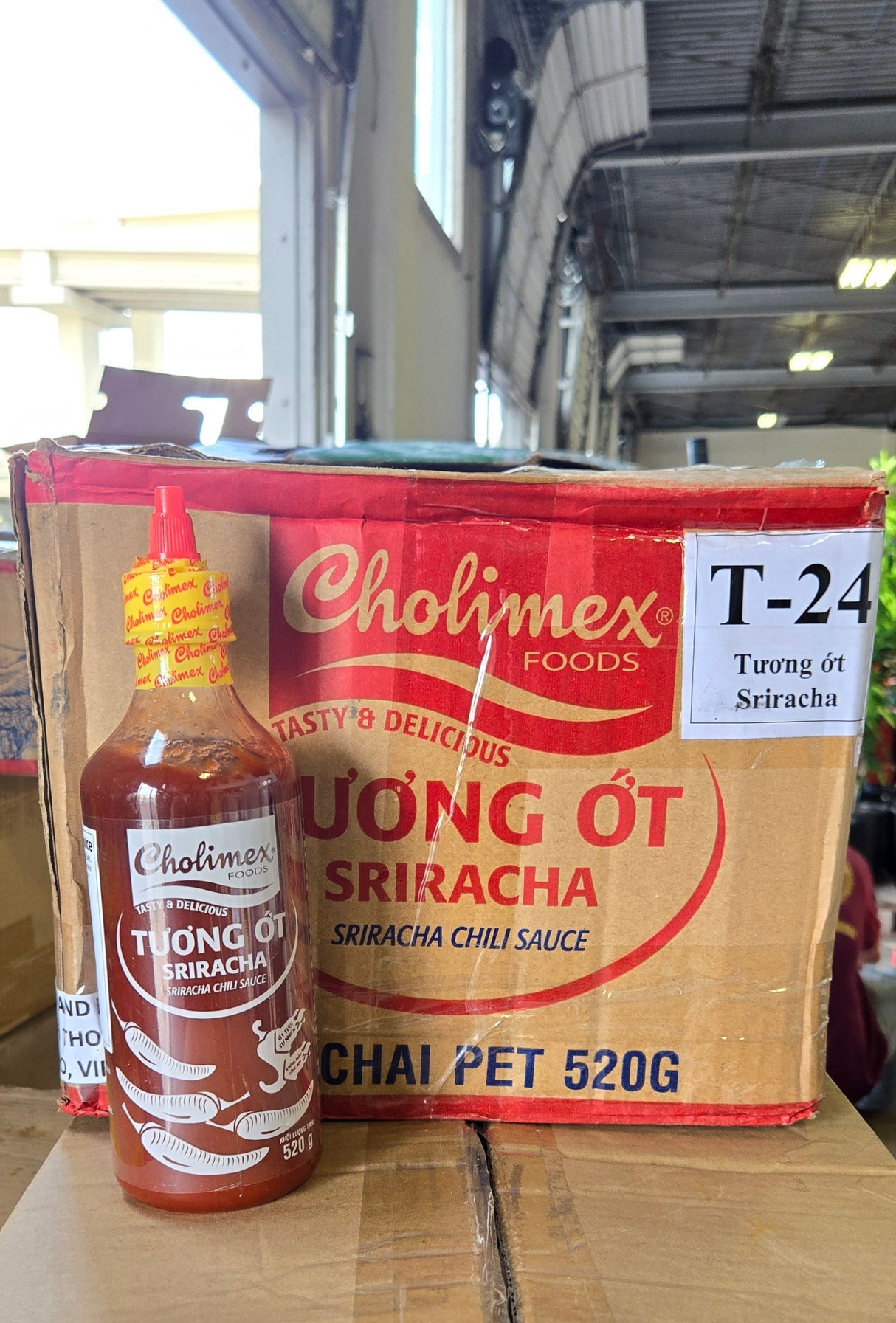 CHOLIMEX SRIRACHA CHILI SAUCE